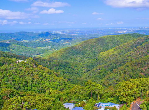 CLOUD 9 - Cliff Top Eagle Heights - Kingaroy Accommodation 2