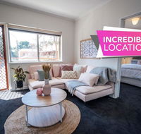 Clouds on Francis-Near Melb st-Free - Wifi - Nespresso - Netflix - Kingaroy Accommodation