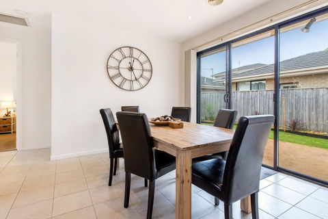 COASTAL HAVEN - DROMANA - Kingaroy Accommodation 2