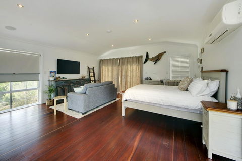 Coastal Hideaway - Kingaroy Accommodation 2
