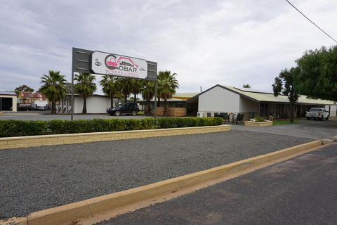 Cobar Miners Lodge - Kingaroy Accommodation 0