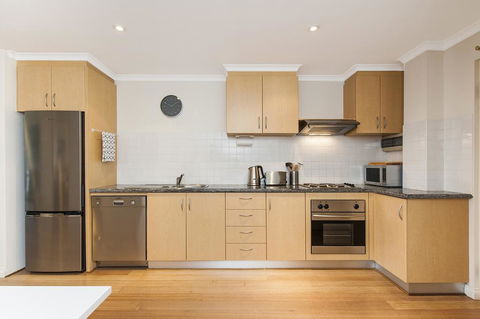 Colin Street Apartment - Kingaroy Accommodation 3
