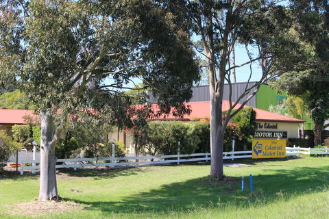 Colonial Motor Inn Pambula - Kingaroy Accommodation 1