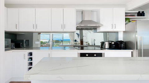 Combined Kingsley Beach House - Kingaroy Accommodation 1