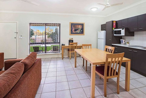 Comfort Inn & Suites Karratha - Kingaroy Accommodation 2