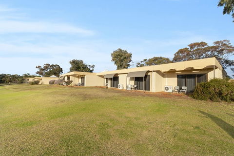 Comfort Inn & Suites Riverland - Kingaroy Accommodation 3