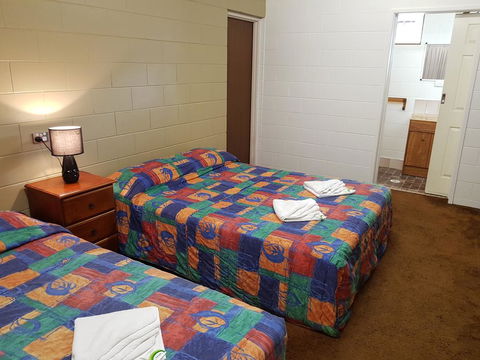 Commercial Hotel - Kingaroy Accommodation 0