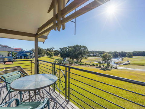 Condo 108 @ Horizons Resort & Golf, Stunning Course + Lake Views - Kingaroy Accommodation 0