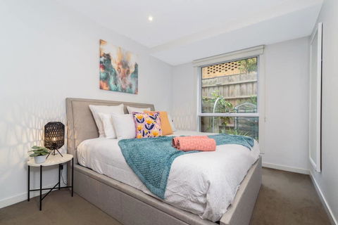 Convenience And Luxury In Carnegie - Kingaroy Accommodation 3