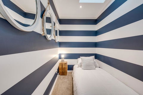 COOGEE BAY PENTHOUSE- L'Abode Accommodation - Kingaroy Accommodation 3