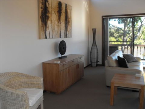 Coolabah Court Merimbula - Kingaroy Accommodation 2