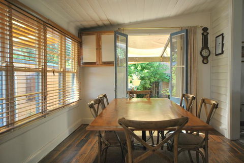 Cooma Cottage - Kingaroy Accommodation 2