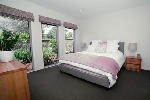 Coral Cove - Kingaroy Accommodation 3