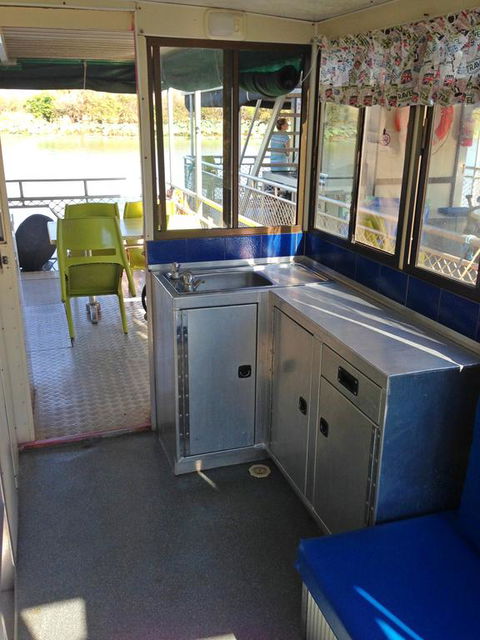 Corroboree Houseboats - Kingaroy Accommodation 3