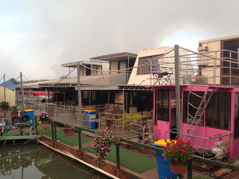Corroboree Houseboats - Kingaroy Accommodation 0