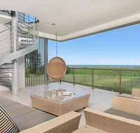 Costa del Sol - WiFi and Austar - Kingaroy Accommodation