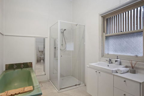 Cosy Californian Bungalow - Kingaroy Accommodation 2