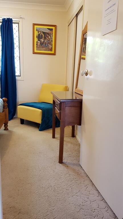 Cosy Quiet Bedroom Ferny Grove - Kingaroy Accommodation 2