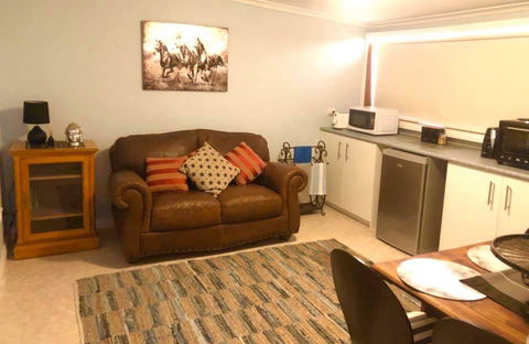 Cottage Equus - Kingaroy Accommodation 1
