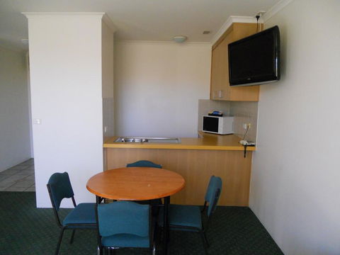 Cottonwood Motor Inn - Kingaroy Accommodation 2