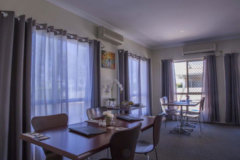 Country Roads Motor Inn - Kingaroy Accommodation 2