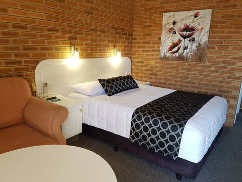 Cousins Motor Inn - Kingaroy Accommodation 3