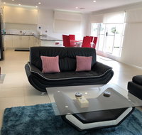 Cowes Holiday Haven - Property 2 - Kingaroy Accommodation