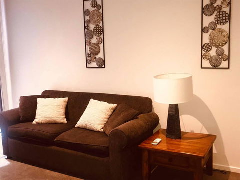 Creekside Apartment - Kingaroy Accommodation 1