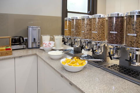 Cremorne Point Manor - Kingaroy Accommodation 0