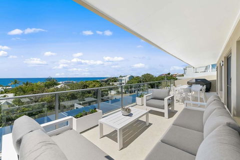 Crystal Shores Sunshine Beach - Kingaroy Accommodation 1