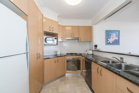 Crystal Waters, Unit 11 - Kingaroy Accommodation 3