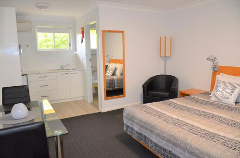 Culburra Beach Motel - Kingaroy Accommodation 1