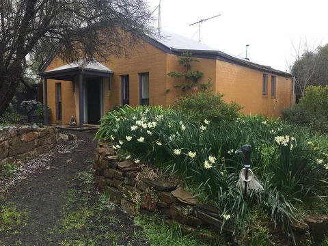 Cullen House - Kingaroy Accommodation 0