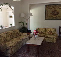 CupnSaucer Cottage - Kingaroy Accommodation