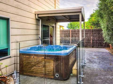 Cuttriss By The Beach - Kingaroy Accommodation 3