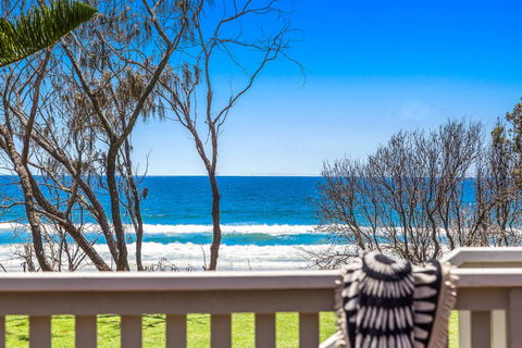Cypress Beachfront - Kingaroy Accommodation 3