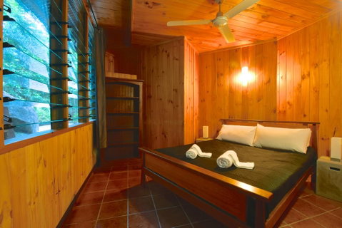 Daintree Cascades - Kingaroy Accommodation 3