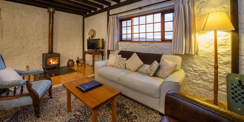 Daisy Bank Cottages - Kingaroy Accommodation 1