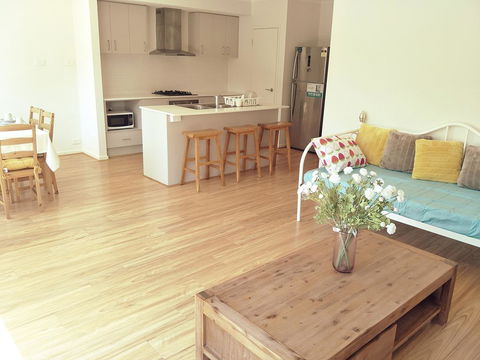 Daisy Villa - Close To Mel Airport & Hume Highway -Comfort - Kingaroy Accommodation 1