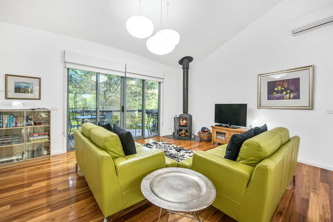 Dalrymples Guest Cottages - Kingaroy Accommodation 3