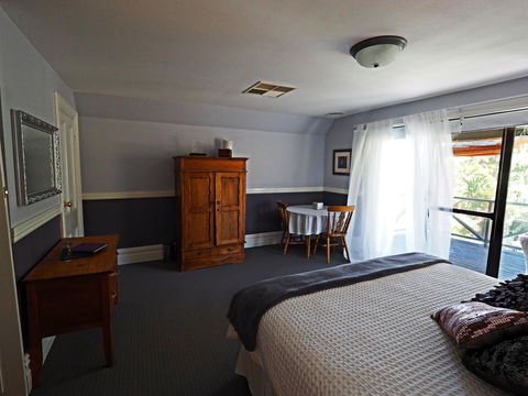 Darlington House - Kingaroy Accommodation 2