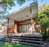 Decked out for a Fantastic Holiday - Whole house Winnett St Woorim - Kingaroy Accommodation