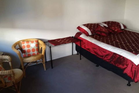 Dee B N B - Kingaroy Accommodation 2