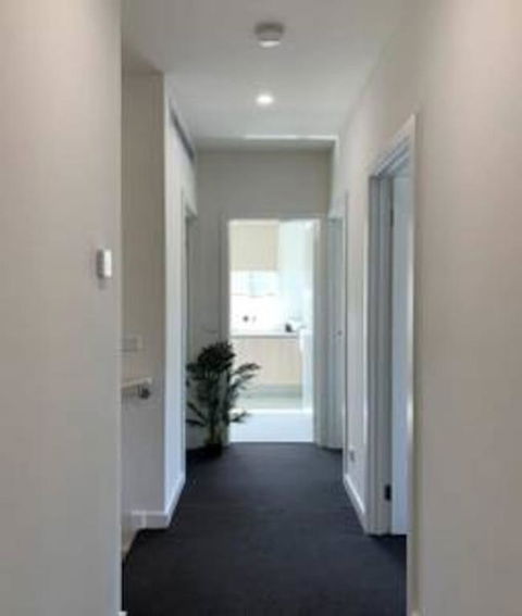 Delicate And Peaceful Bundoora Townhouse 10 - Kingaroy Accommodation 3