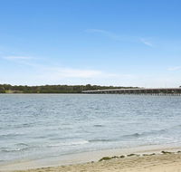 Delightful Duplex on Rose Ct Bongaree - Kingaroy Accommodation