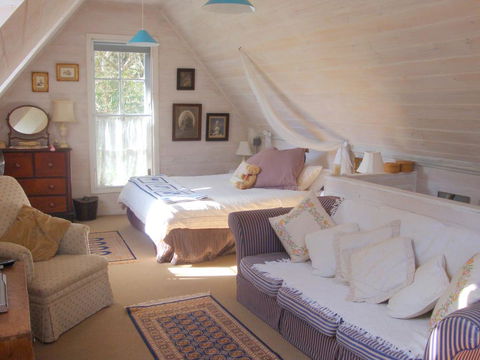 Devon Cottage - Kingaroy Accommodation 3