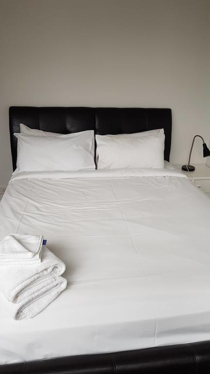 Docklands 1201p 2bed 1bath Water View - Kingaroy Accommodation 3