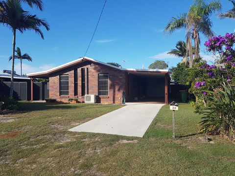 Dog Friendly Holiday House At Red Beach - Kingaroy Accommodation 0