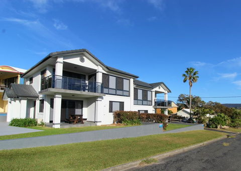 Dolphin Court 2, 1 Gowing Street - Kingaroy Accommodation 1