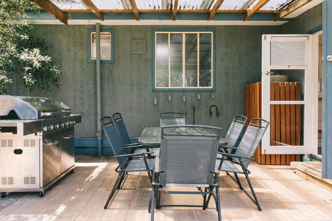 DOVESTONES BY THE SEA - INVERLOCH - Kingaroy Accommodation 1